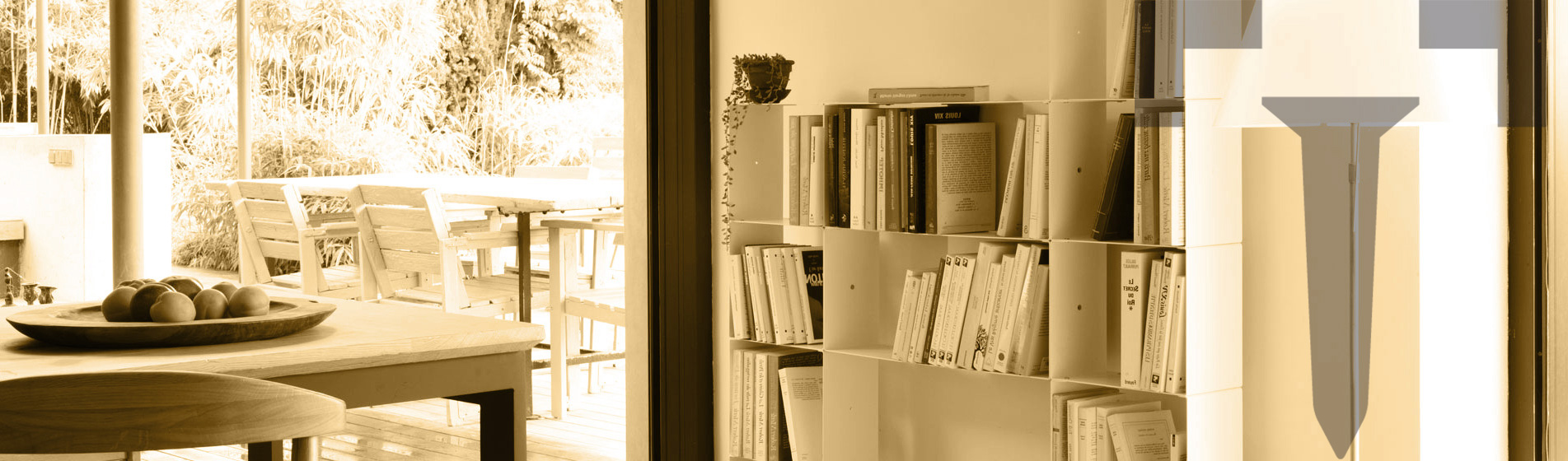 Petite bibliothèque bureau