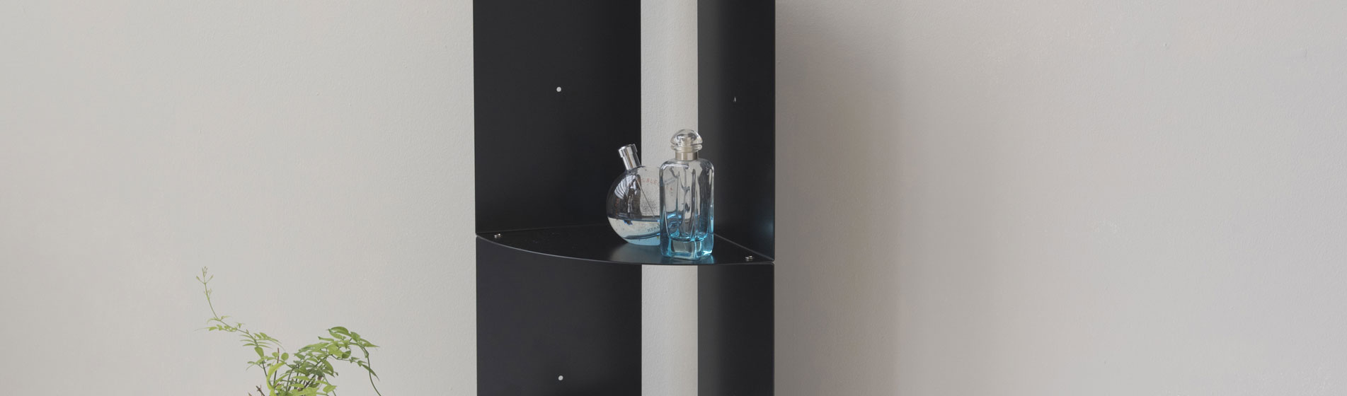 Etagere d'angle salle de bain