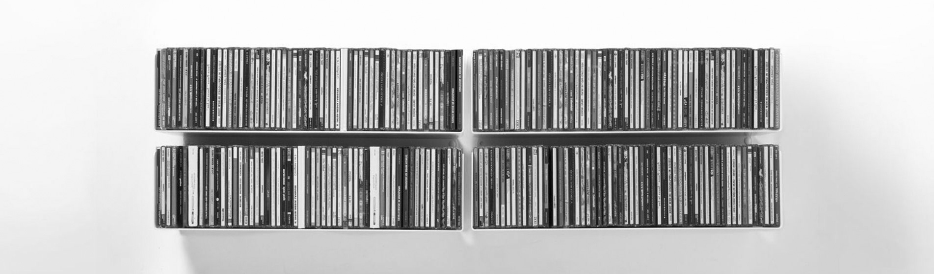 Petite étagère range cd grise